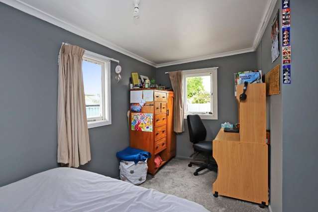 932 Oliphant Road Raureka_4