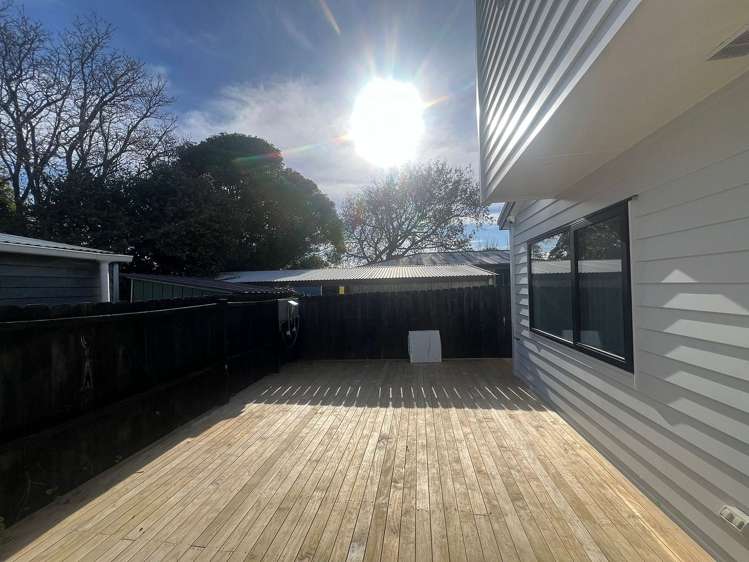 22B Sunlands Drive Manurewa_8