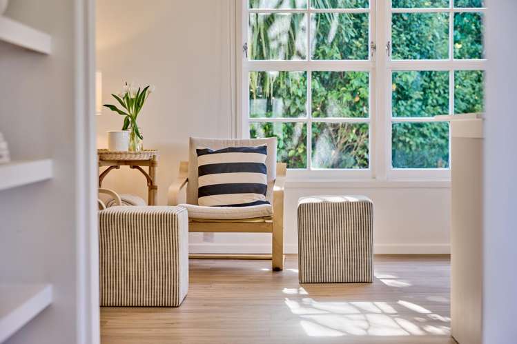 3 Corrondella Grove Belmont_4
