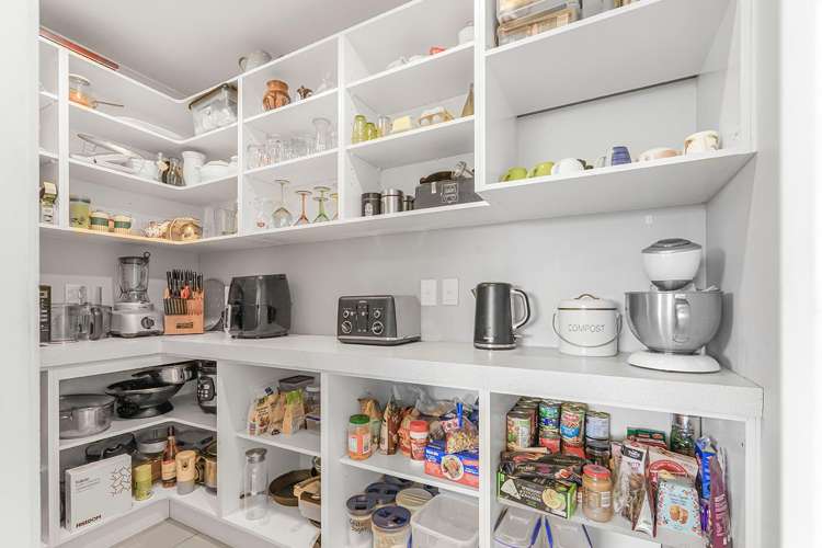 4 Carlingford Rise Dinsdale_8