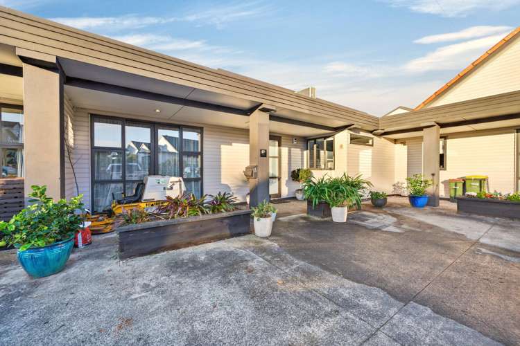 2/176 Mcleod Road_4