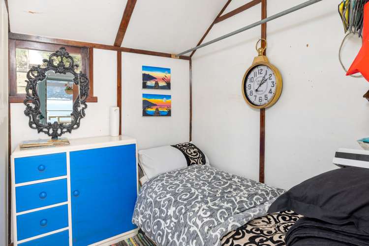 301 Marine Drive Charteris Bay_11