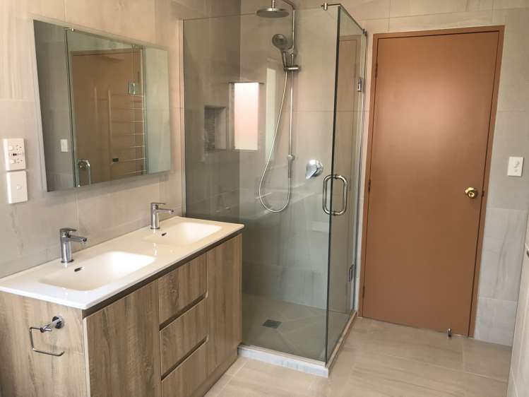 3/2 East Coast Road Milford_6