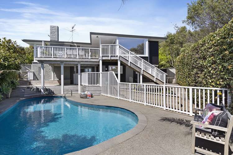 13 Evelyn Road Cockle Bay_13