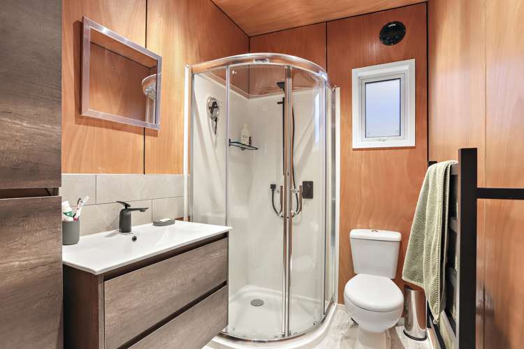 10 Bendalls Lane Oratia_22