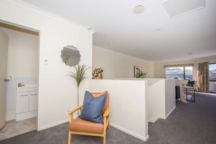 14A Claverton Grove Churton Park_9