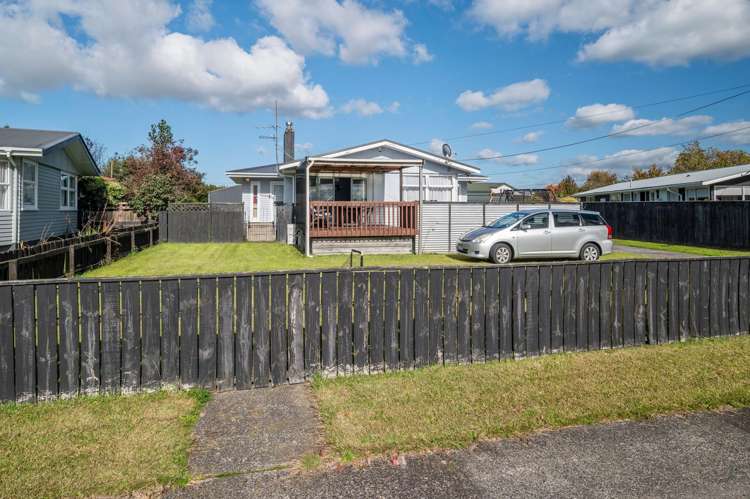 20 Fenruss Street Fairy Springs_15