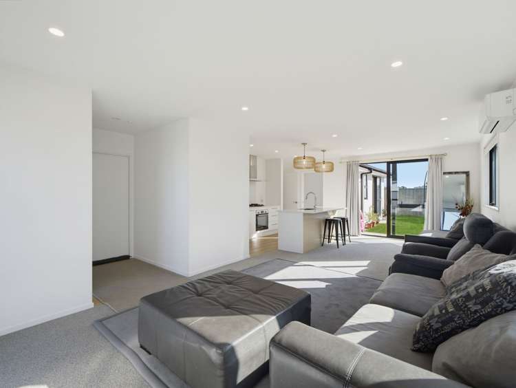 51 Mehrtens Crescent_1