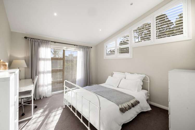 23 Contour Avenue Pyes Pa_32