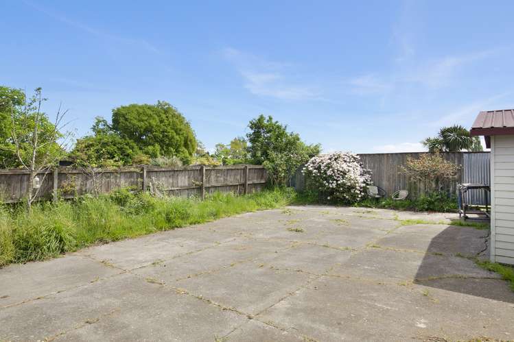 121 Lower Styx Road Bottle Lake_5