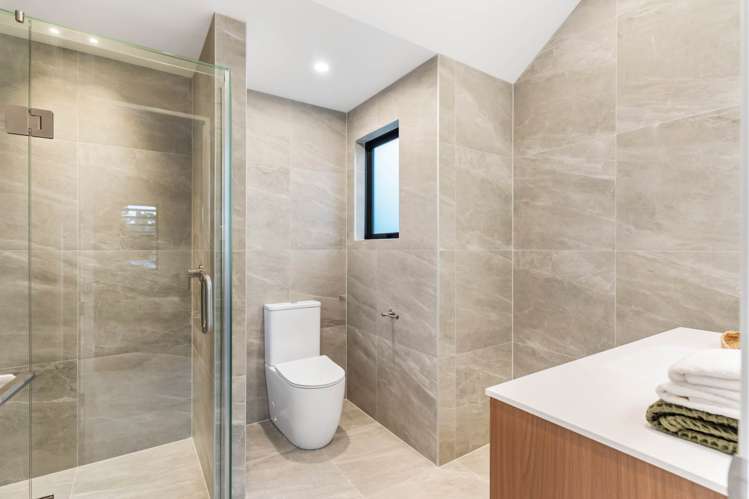 26-28 Weybridge Crescent Glen Innes_18