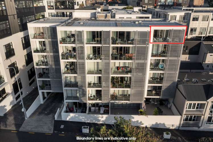 5a/14 Exmouth Street Eden Terrace_17