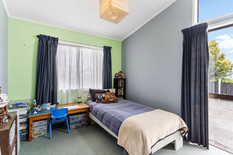 15 Le Havre Place Takanini_6