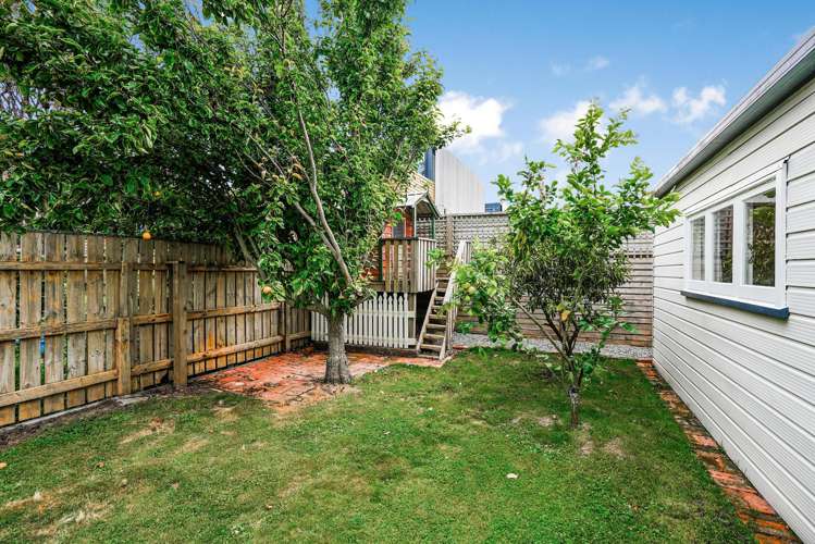 51 Nelson Street Petone_23