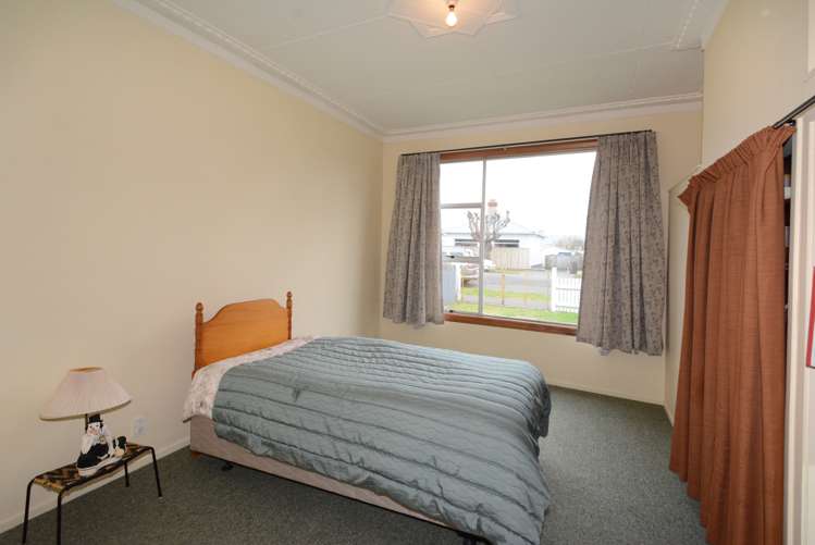 47 Baker Street Caversham_11