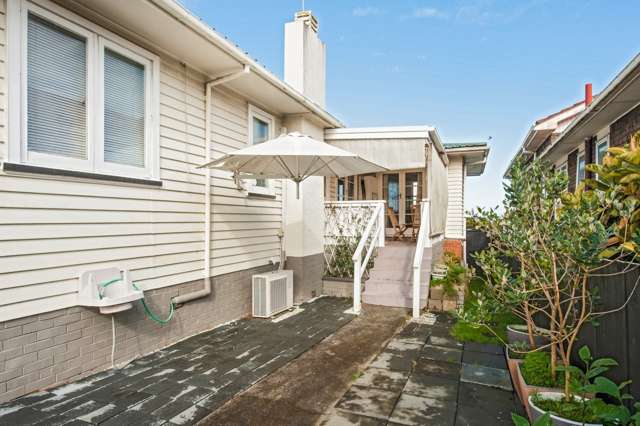 369 Richardson Road Mount Roskill_1