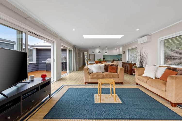 53 Arkles Strand Arkles Bay_11