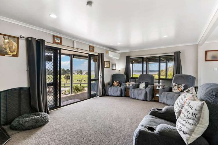 96 Westhead Road Waiuku_14