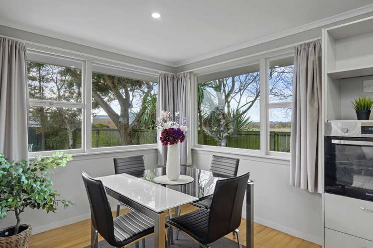 19 Esk Place Aranui_6