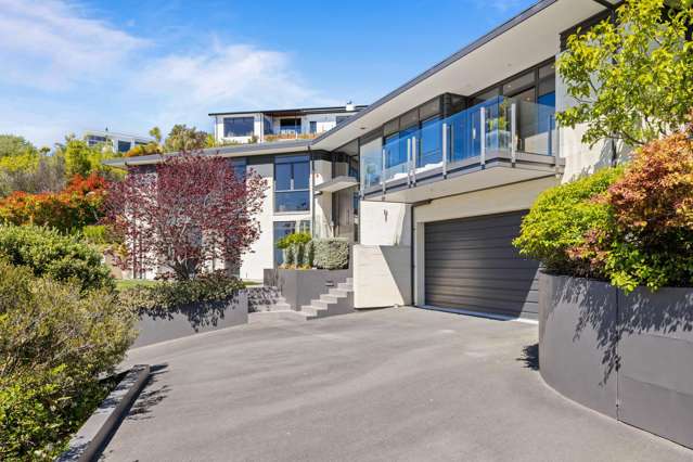 Relaxed Living, Elevated Views!
