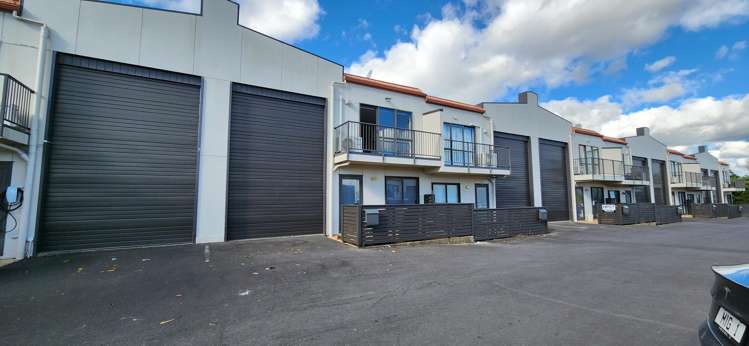 10/3 Tironui Station Road West_0