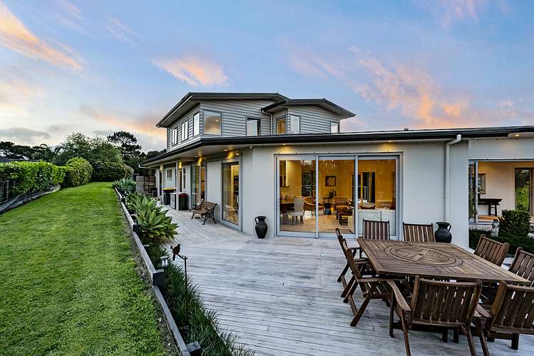 361a Ridge Road Paremoremo_22