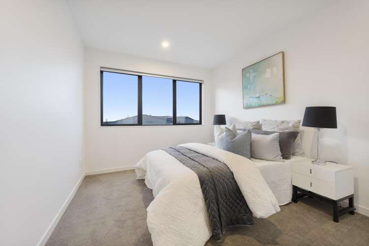 29d Mackenzie Street Te Atatu South_11