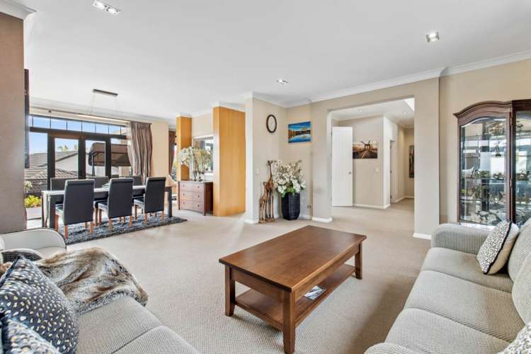 4 Armstrong Farm Drive East Tamaki Heights_2