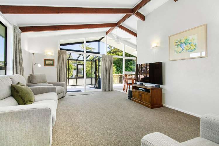 10 Hallewell Crescent Johnsonville_1