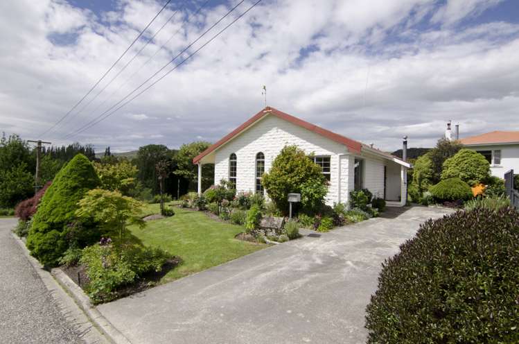 2 Tweed Street Roxburgh_18