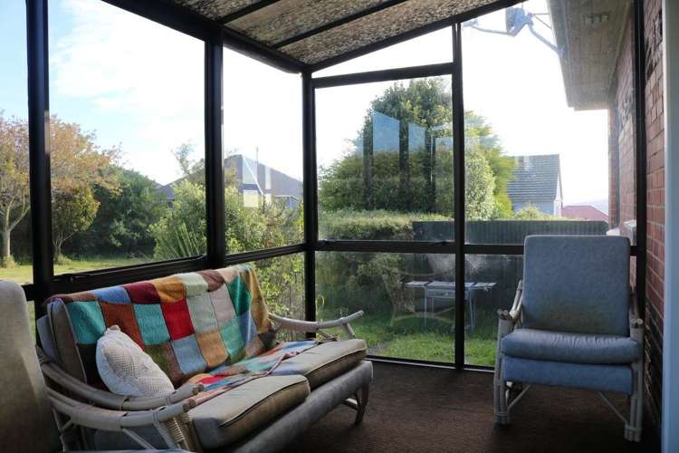 85 Riselaw Road Calton Hill_9