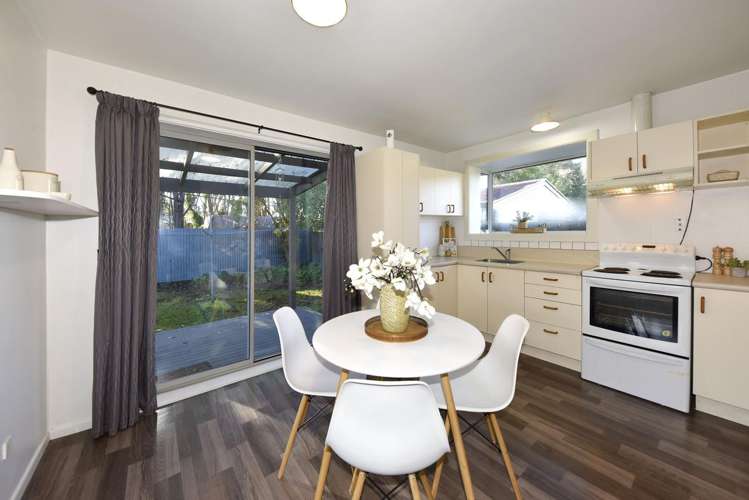 2/36 Compton Street Woolston_11