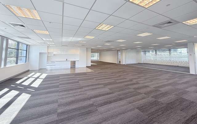 Level 1,61 Constellation Drive Albany_1