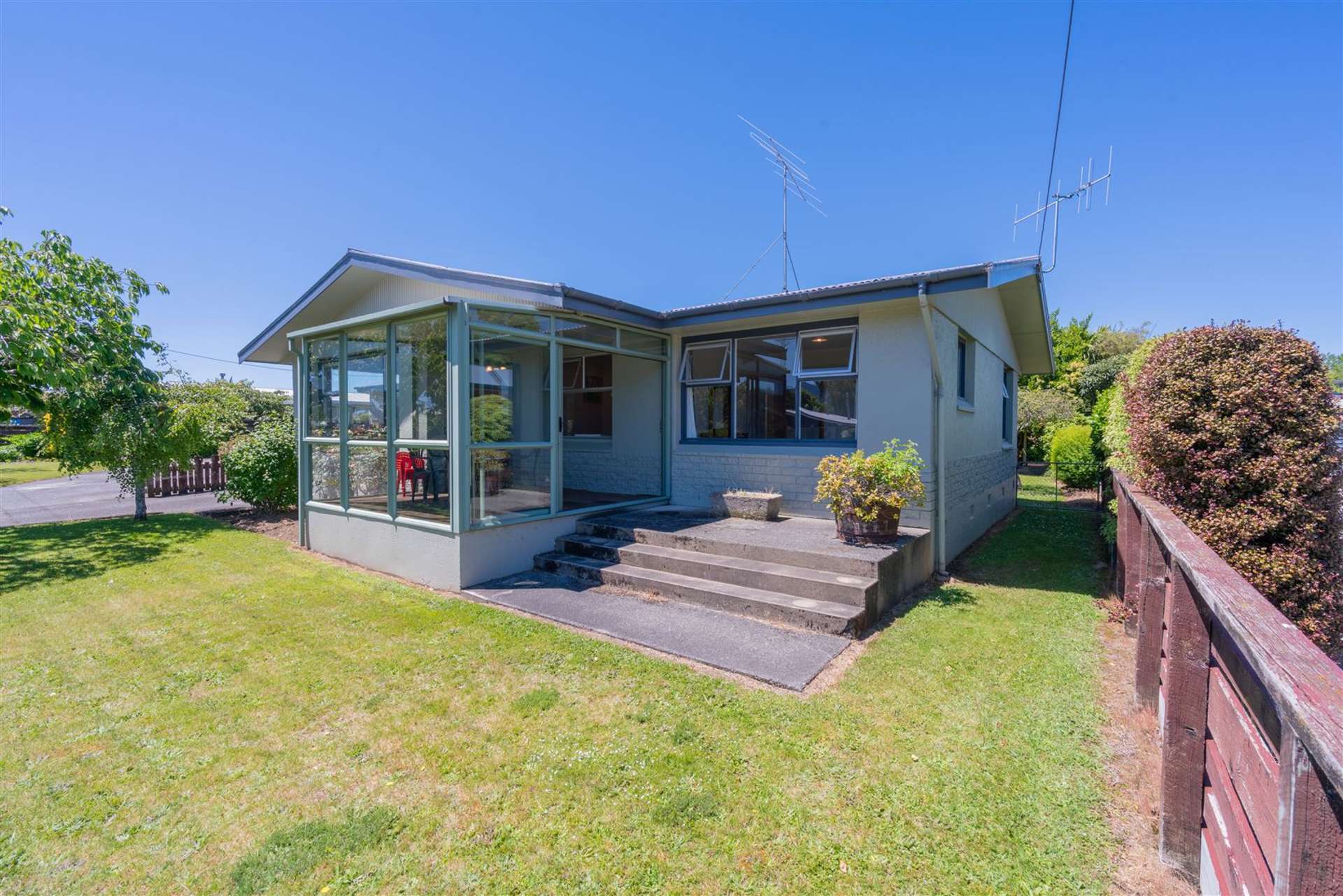 64 Matai Street Te Anau_0