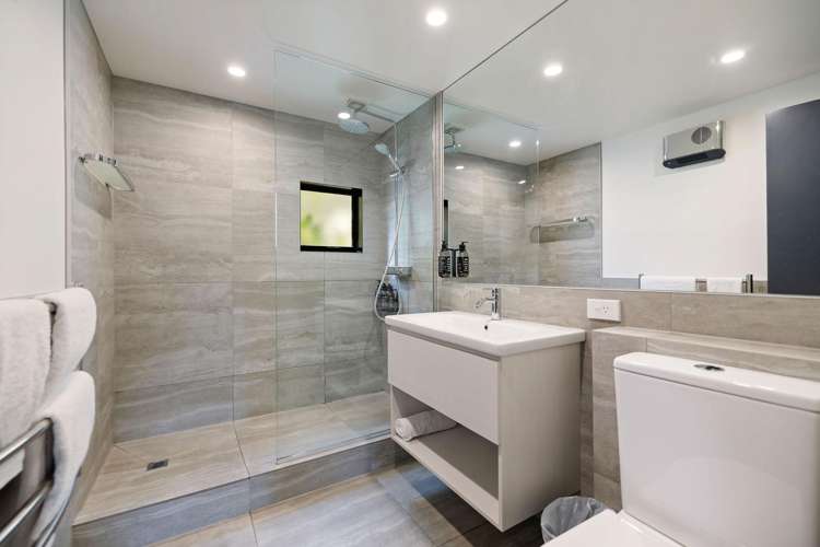 1/3 Adelaide Street Queenstown_7