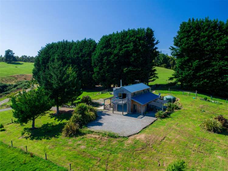391 Waiwhero Road Ngatimoti_16