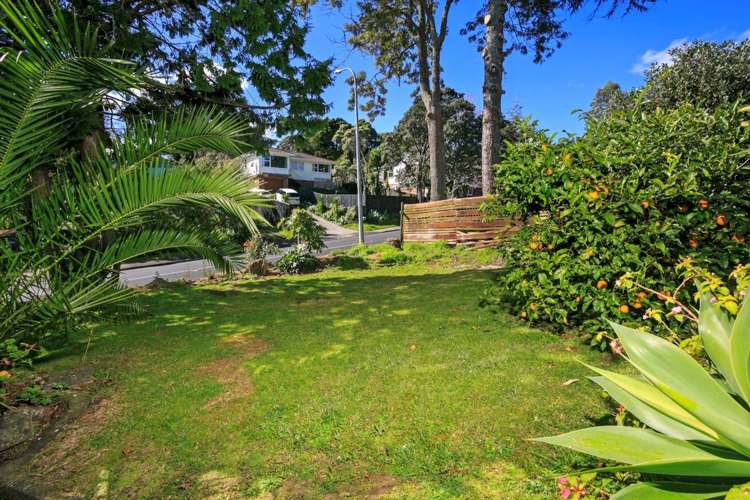 22 Stott Avenue Birkdale_13