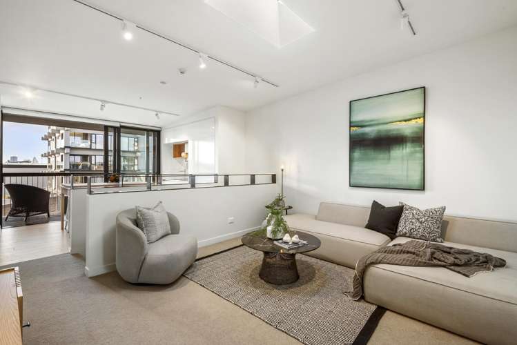 218/38 Khyber Pass Road_1