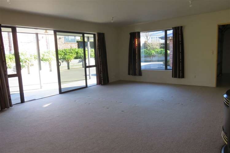 1/10 Darby Street Geraldine_4