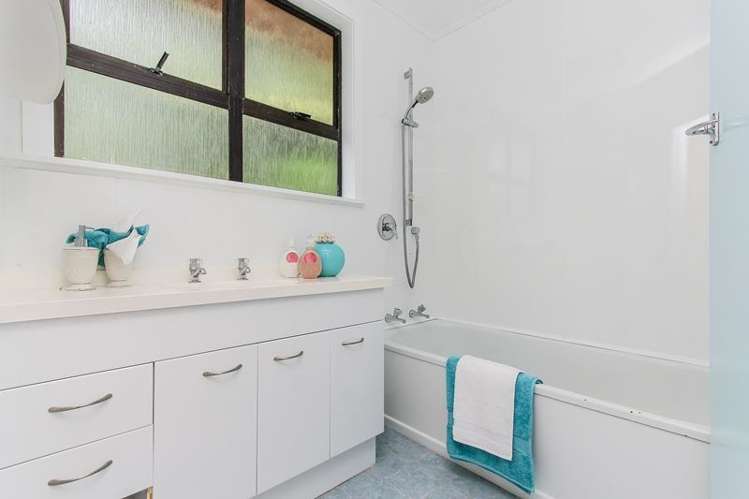 25 Taunton Terrace Blockhouse Bay_8