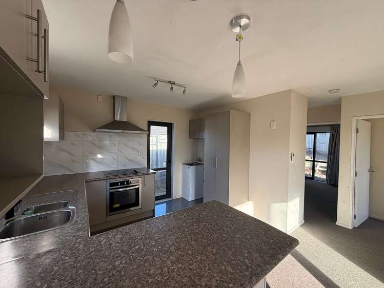 26 Nile Road Kelston_5