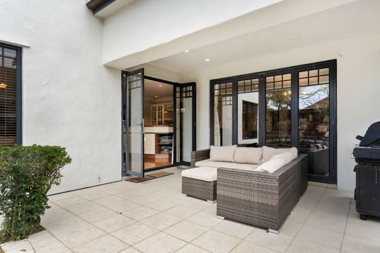 71a Long Drive Saint Heliers_11