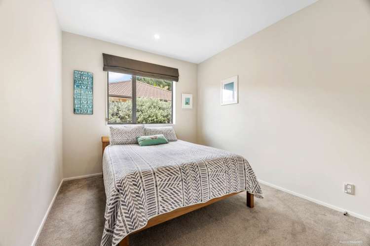 34 Barwick Place Stanmore Bay_10
