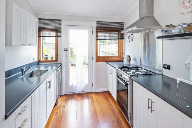 196 Rintoul Street Berhampore_2
