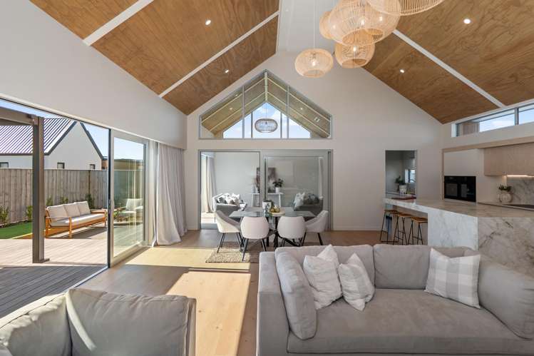 30 Frank Ernest Crescent_0