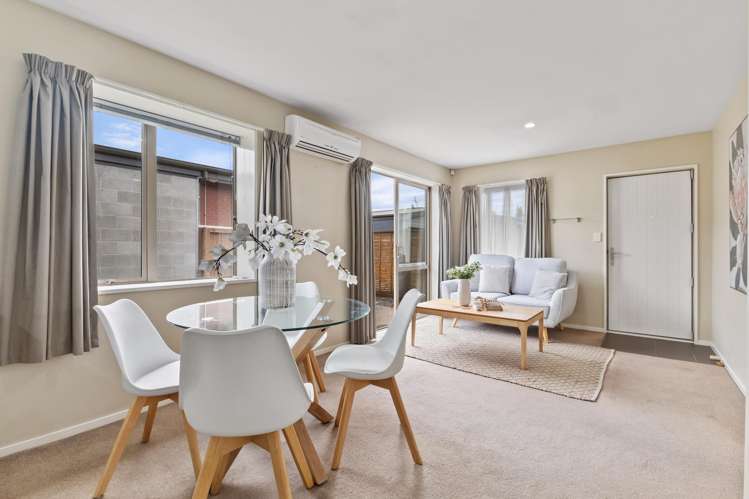 9/25 Tilford Street Woolston_6