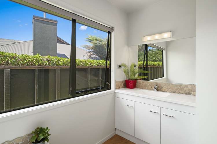 8 Caulfield Place Pukehangi_13