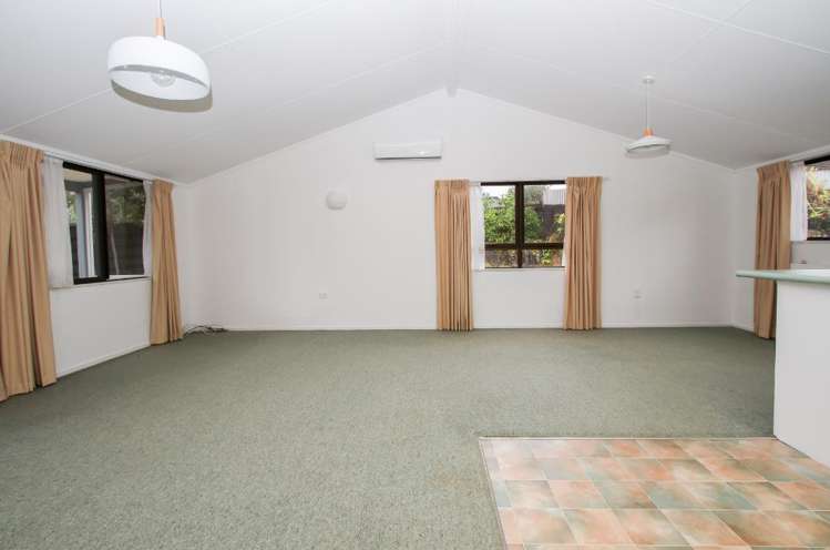 50 Shakespeare Street 11373_8