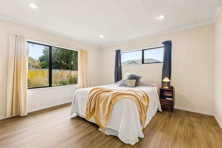 157 Wattle Farm Road Wattle Downs_9