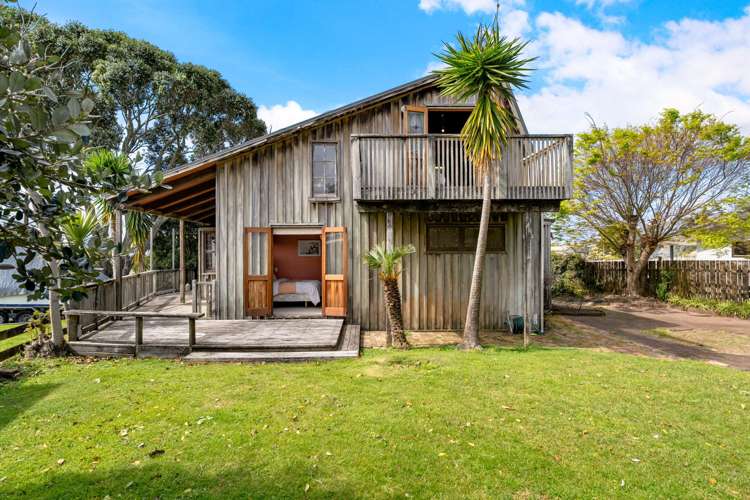 307 Linton Crescent Whangamata_18